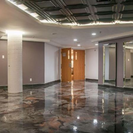 Lelux Hotel Монреаль Экстерьер фото